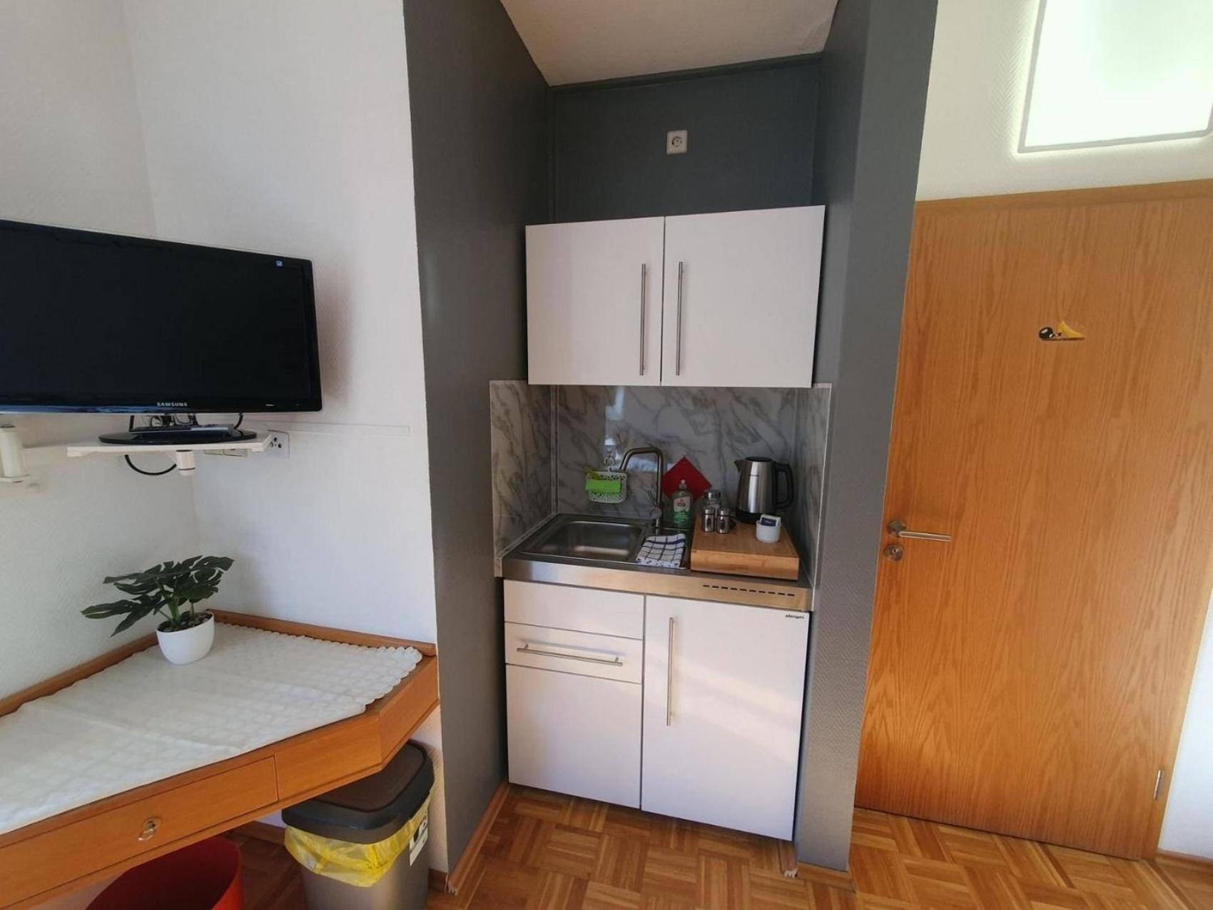 Abm Apartment 16 Цвінгенберг Екстер'єр фото