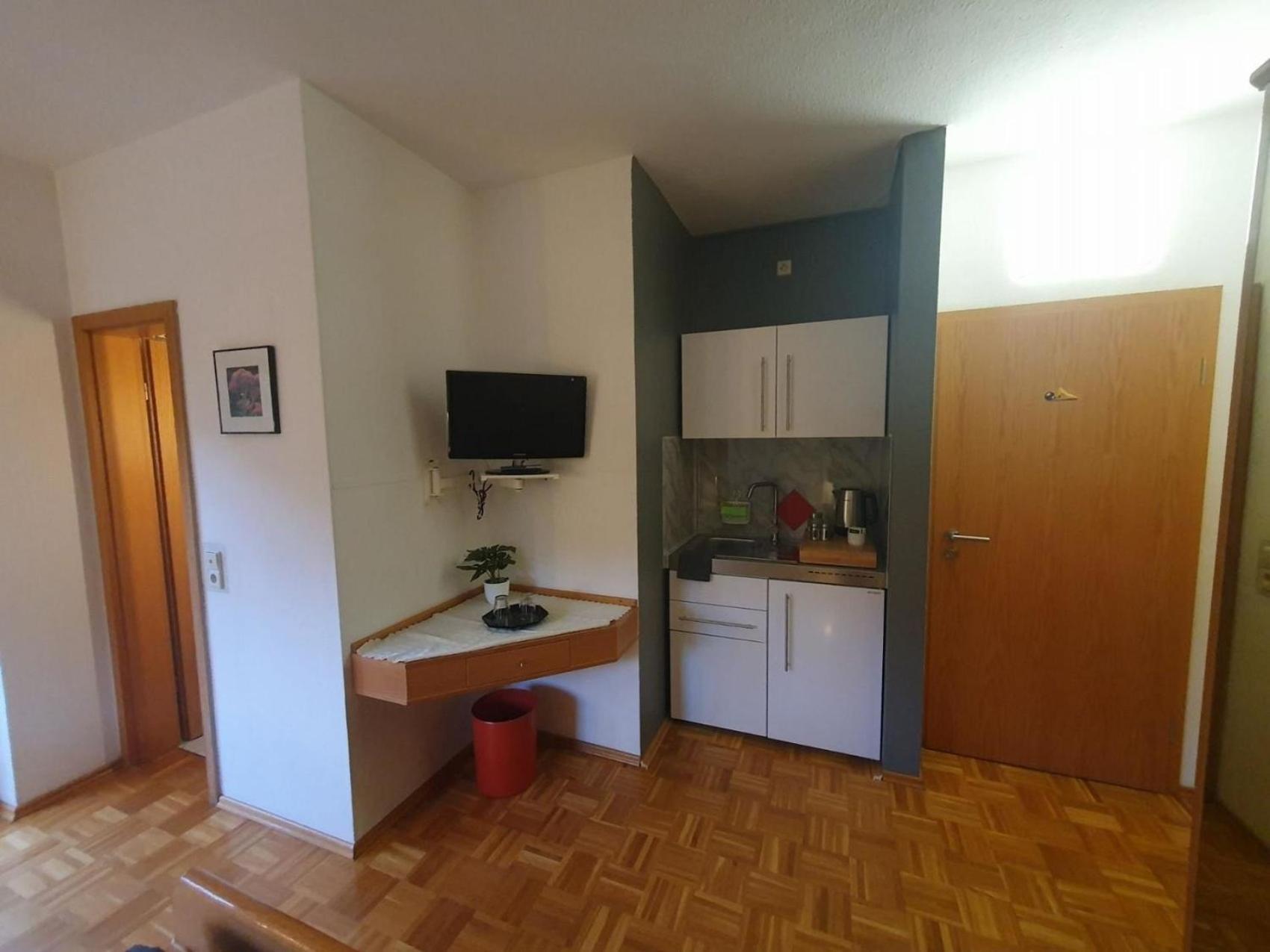 Abm Apartment 16 Цвінгенберг Екстер'єр фото